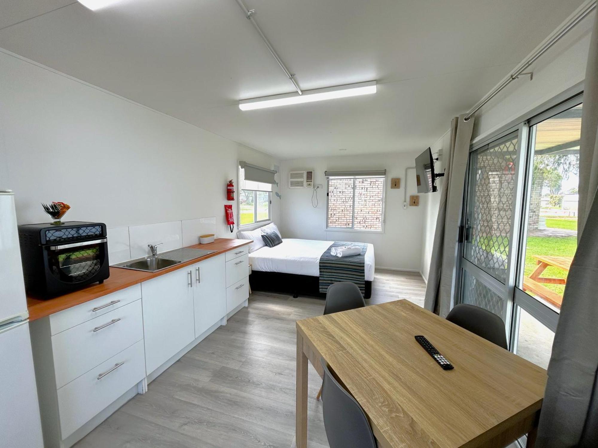 Mandurah Coastal Holiday Park Екстер'єр фото